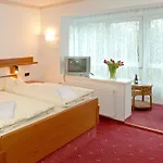 Hotel Zum Goldenen Hirsch
