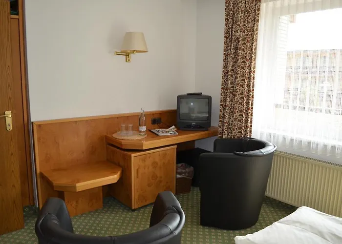 Zum Goldenen Hirsch Hotel